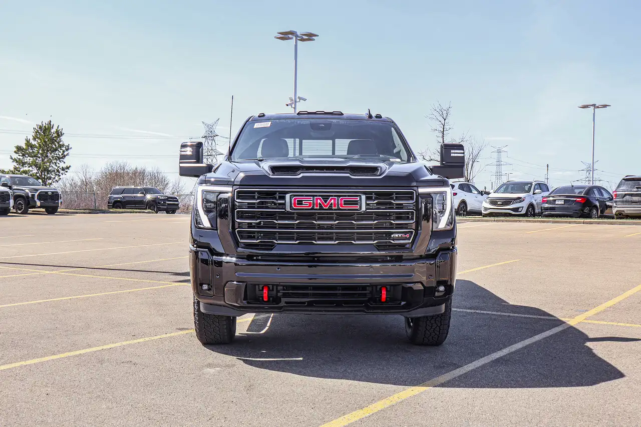 GMC Sierra 3500HD снимка GMC Sierra 3500HD