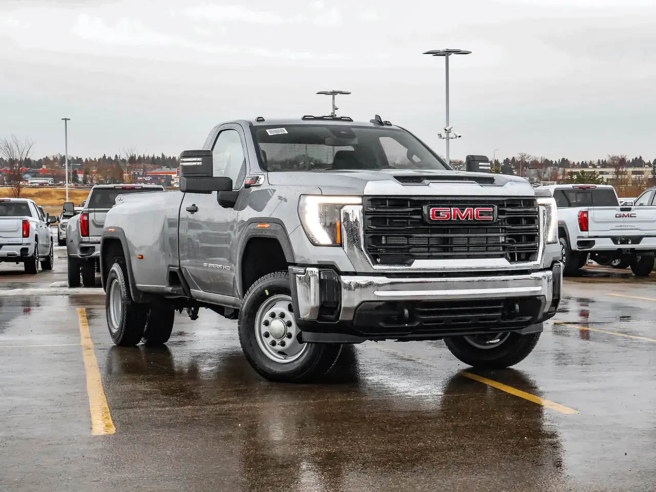 GMC Sierra 3500HD снимка GMC Sierra 3500HD