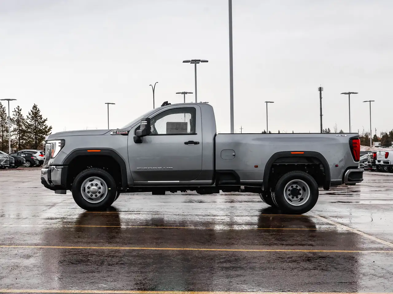 GMC Sierra 3500HD снимка GMC Sierra 3500HD