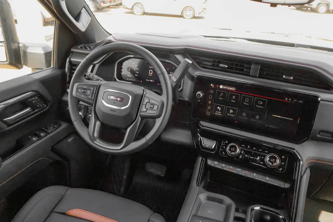 GMC Sierra 3500HD снимка GMC Sierra 3500HD