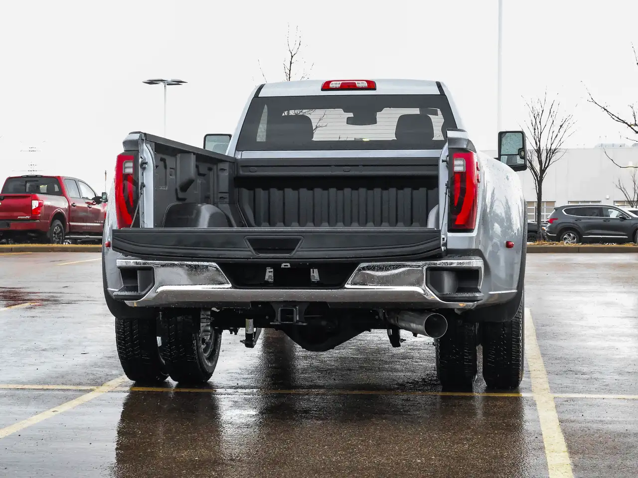 GMC Sierra 3500HD снимка GMC Sierra 3500HD