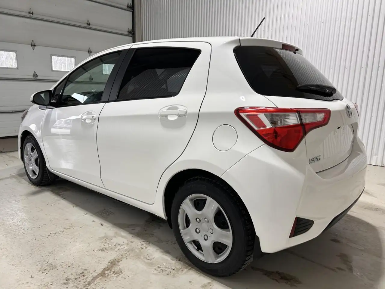 Toyota Yaris снимка Toyota Yaris