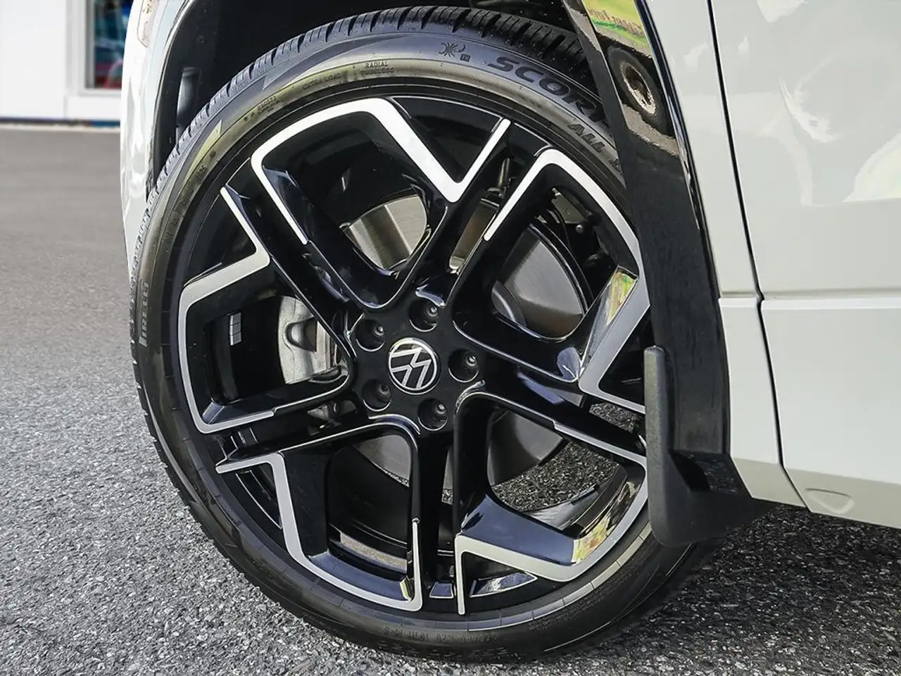 Volkswagen Tiguan снимка Volkswagen Tiguan