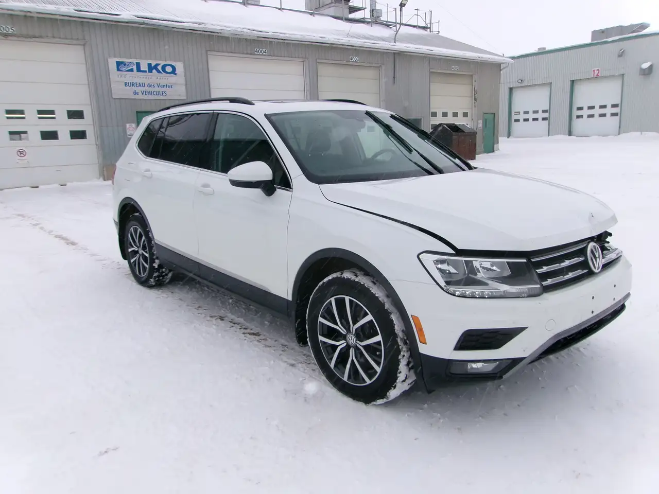 Volkswagen Tiguan снимка Volkswagen Tiguan