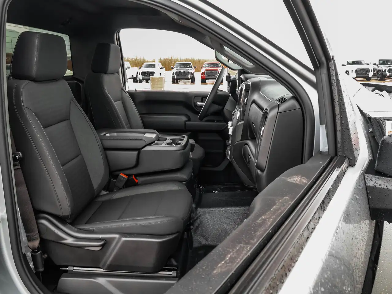 GMC Sierra 3500HD снимка GMC Sierra 3500HD