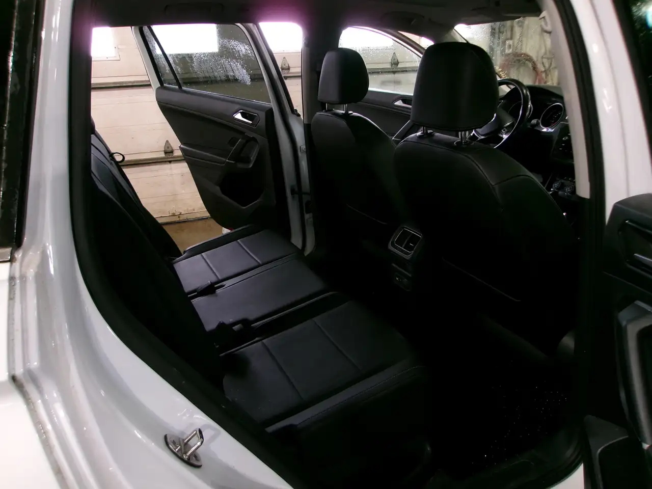 Volkswagen Tiguan снимка Volkswagen Tiguan