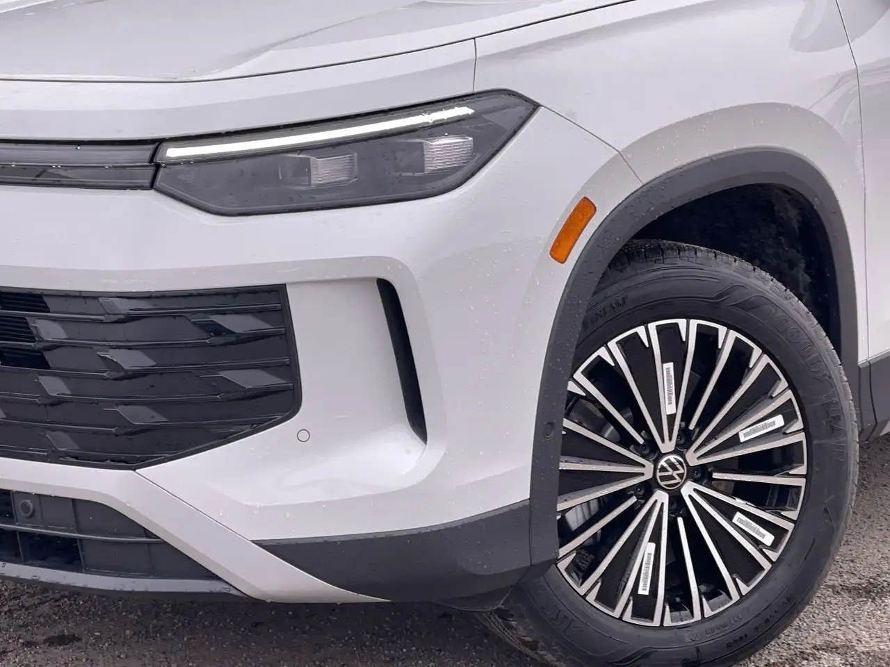 Volkswagen Tiguan снимка Volkswagen Tiguan