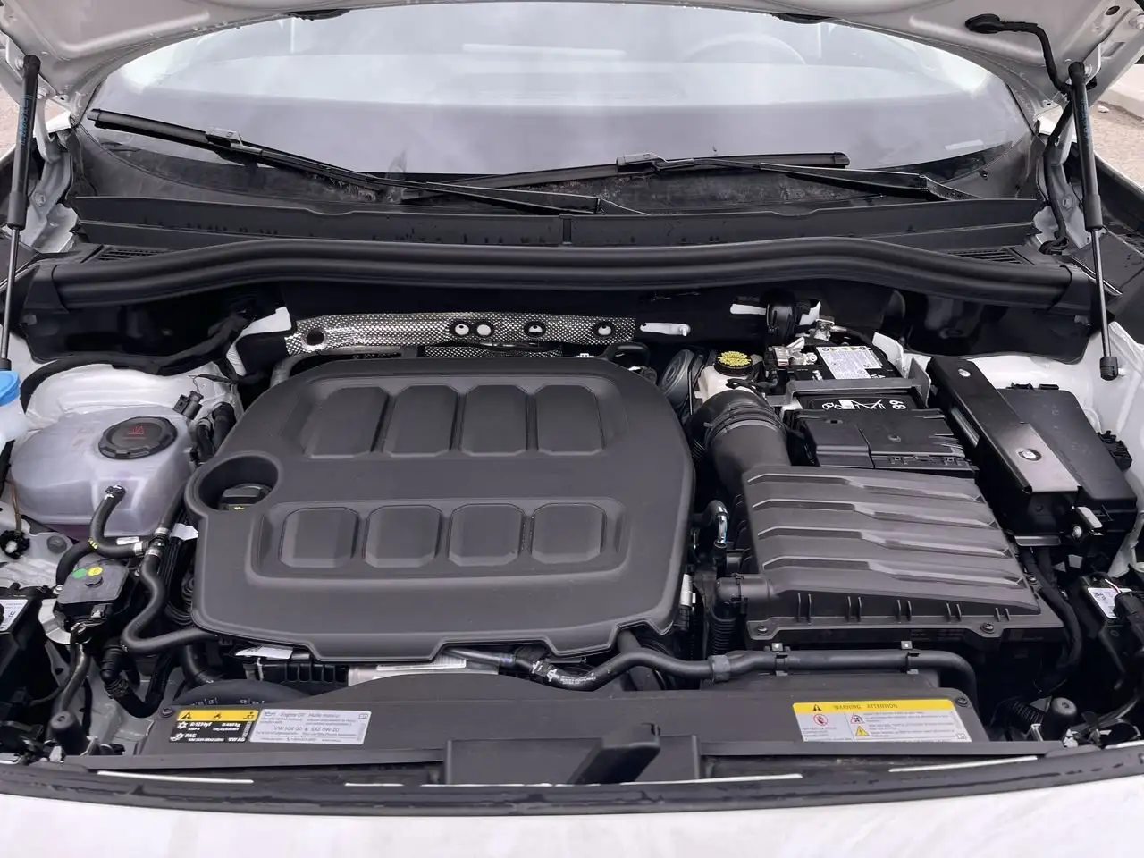 Volkswagen Tiguan снимка Volkswagen Tiguan