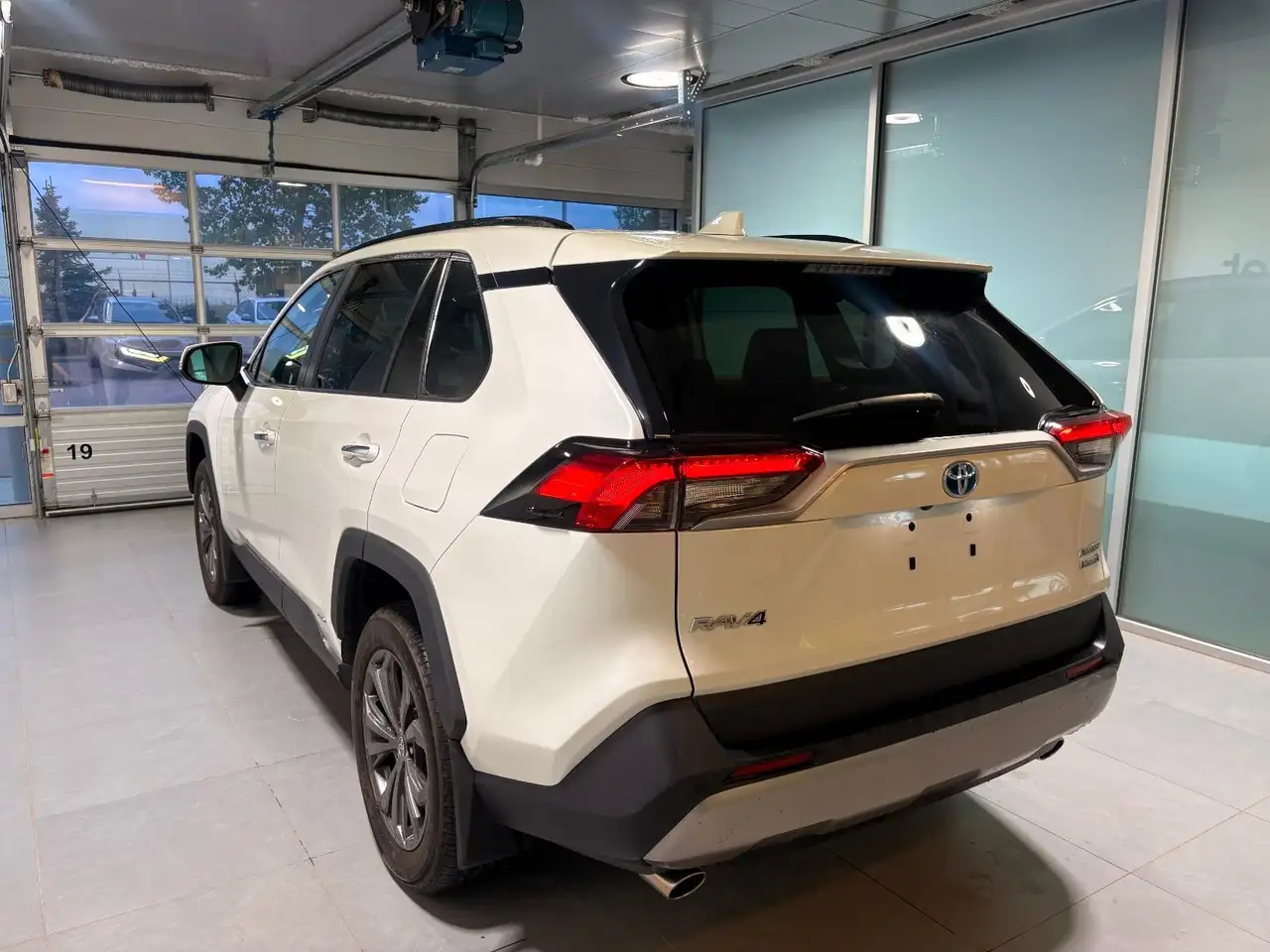Toyota RAV 4 photo Toyota RAV 4