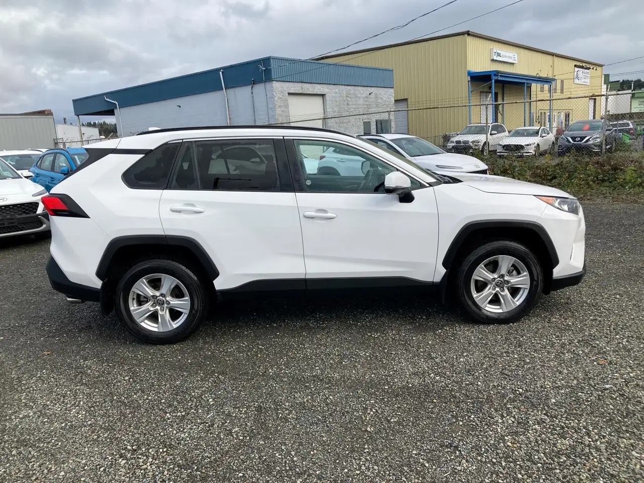 Toyota RAV 4 снимка Toyota RAV 4