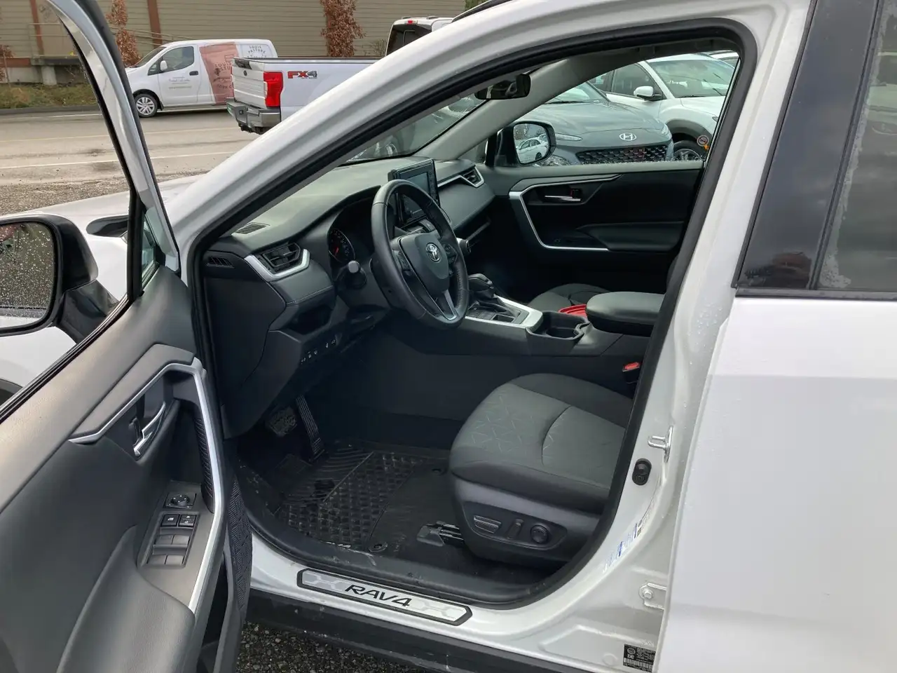 Toyota RAV 4 снимка Toyota RAV 4