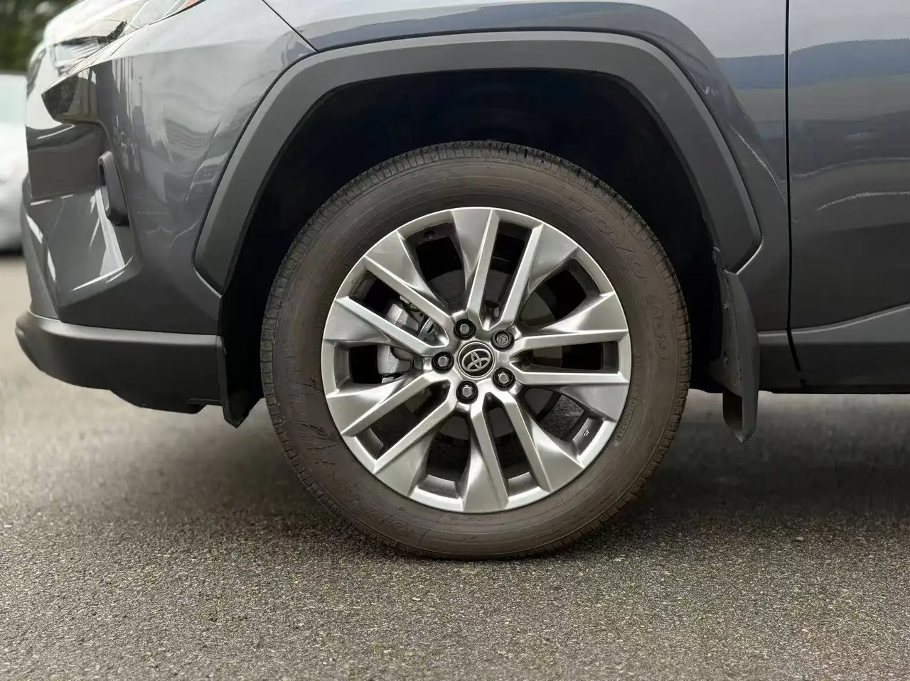 Toyota RAV 4 снимка Toyota RAV 4