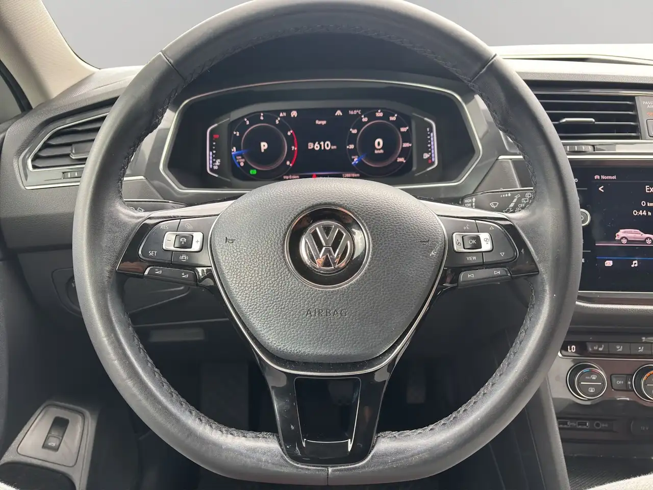 Volkswagen Tiguan снимка Volkswagen Tiguan
