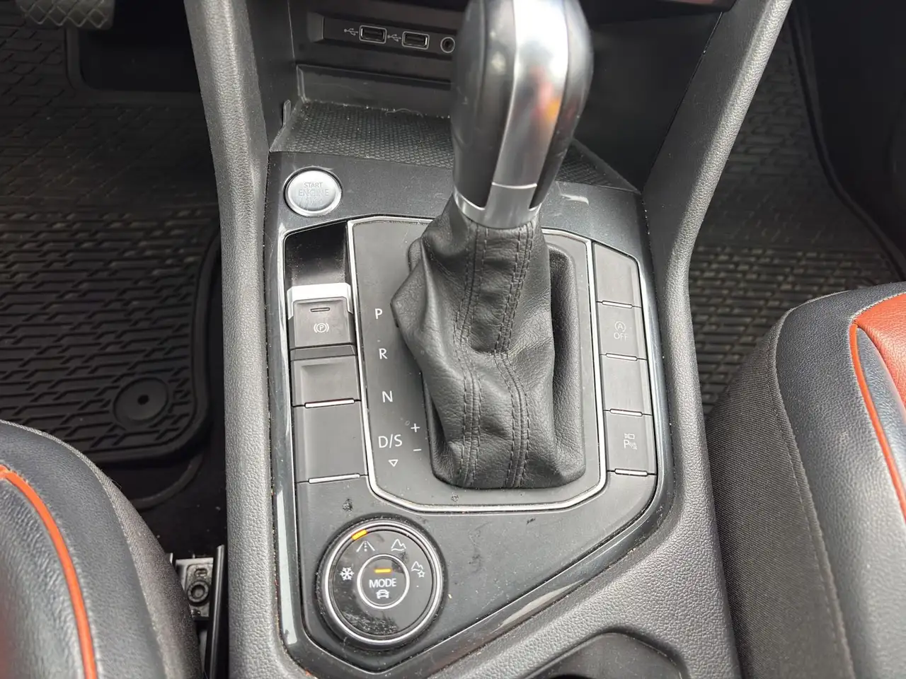 Volkswagen Tiguan снимка Volkswagen Tiguan
