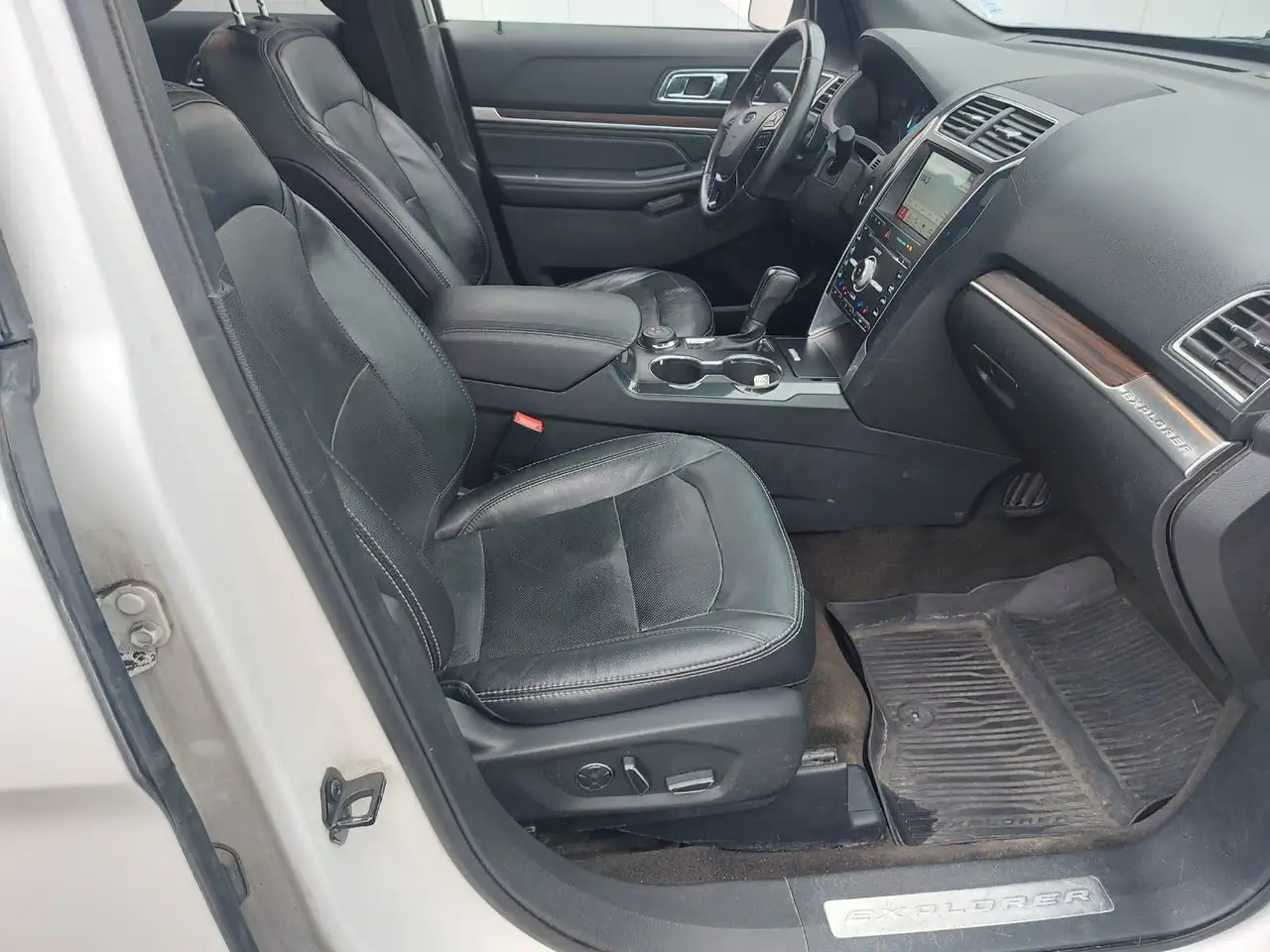 Ford Explorer fotografie Ford Explorer