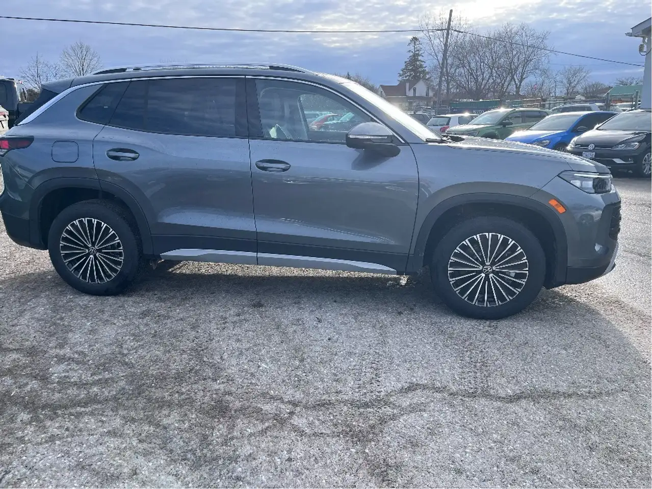 Volkswagen Tiguan снимка Volkswagen Tiguan