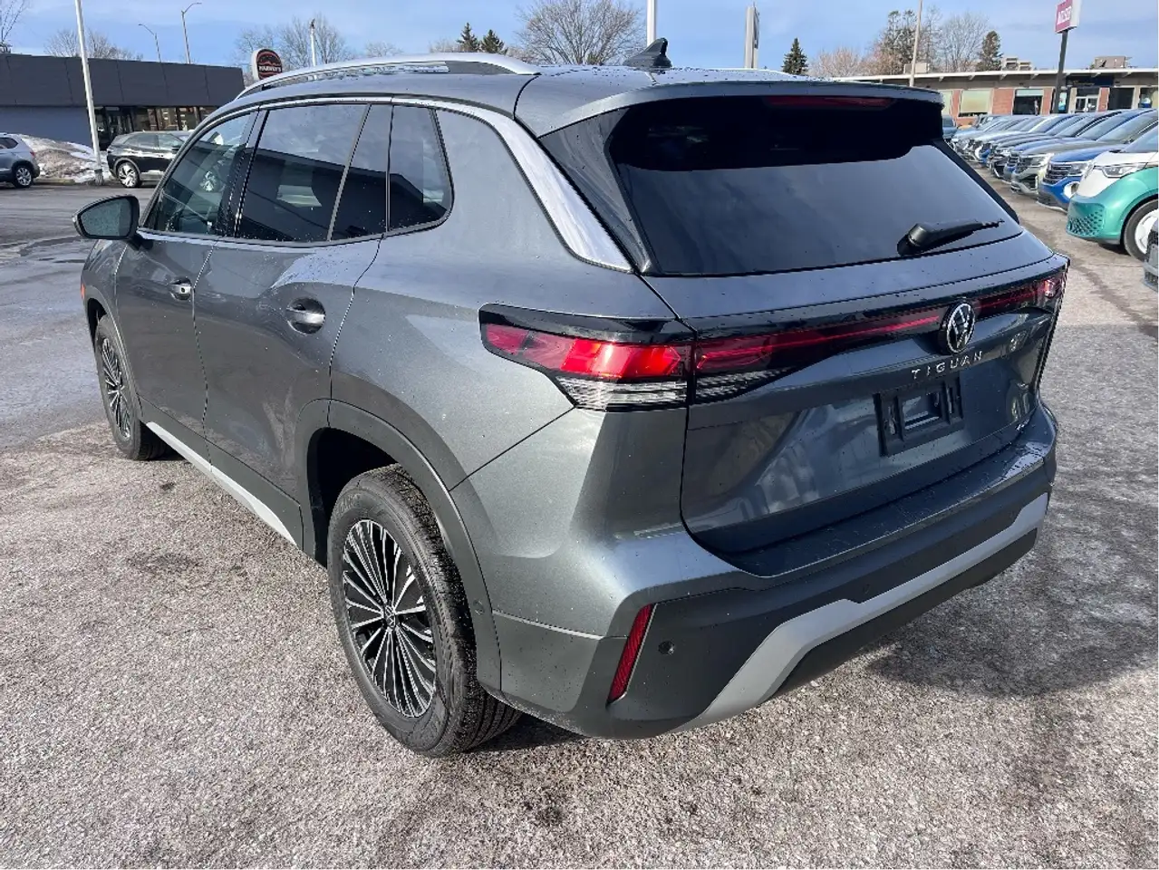 Volkswagen Tiguan снимка Volkswagen Tiguan