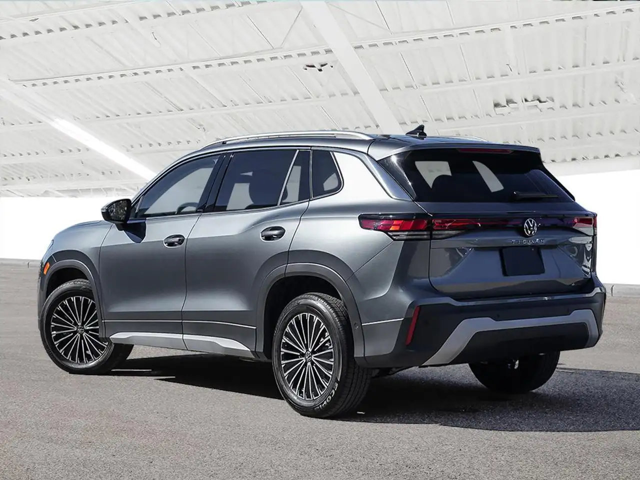 Volkswagen Tiguan снимка Volkswagen Tiguan