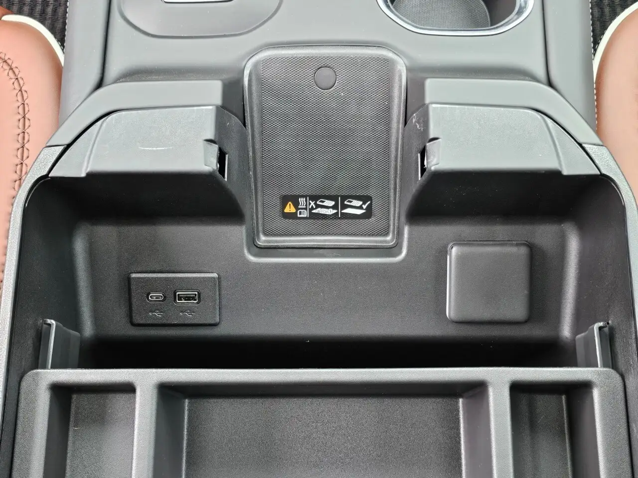 GMC Sierra 3500HD снимка GMC Sierra 3500HD