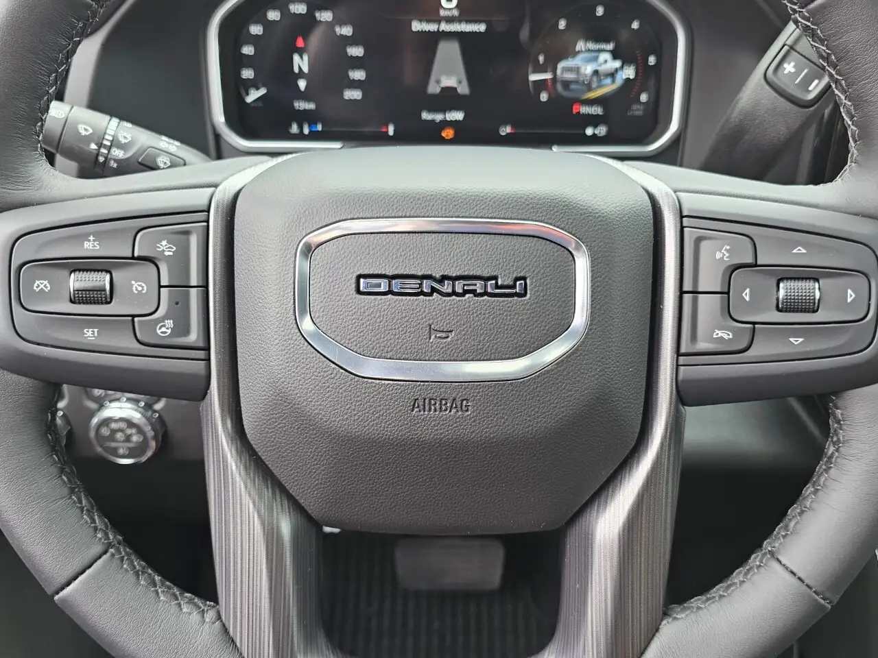 GMC Sierra 3500HD снимка GMC Sierra 3500HD