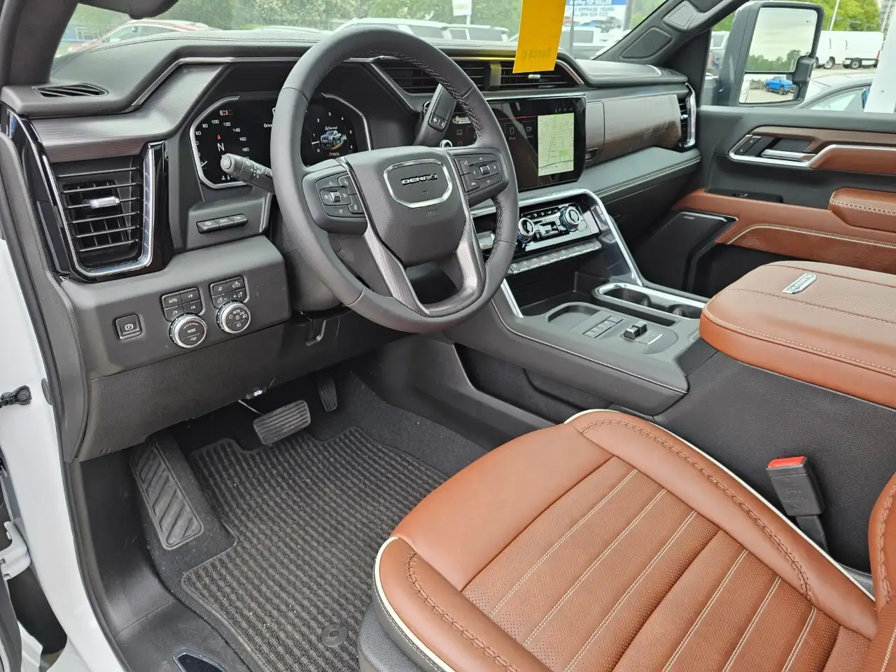 GMC Sierra 3500HD снимка GMC Sierra 3500HD