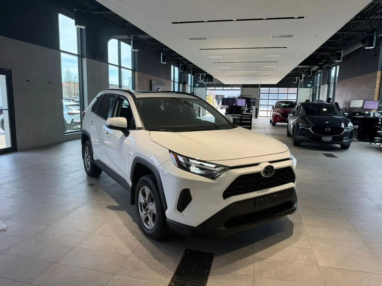 Toyota RAV 4 снимка Toyota RAV 4