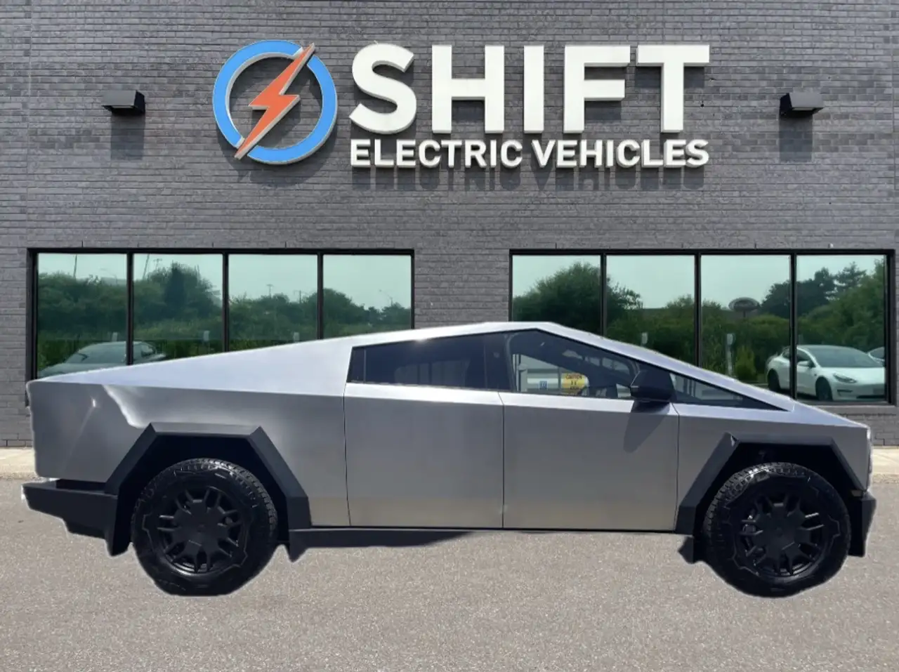 Tesla Cybertruck photo Tesla Cybertruck