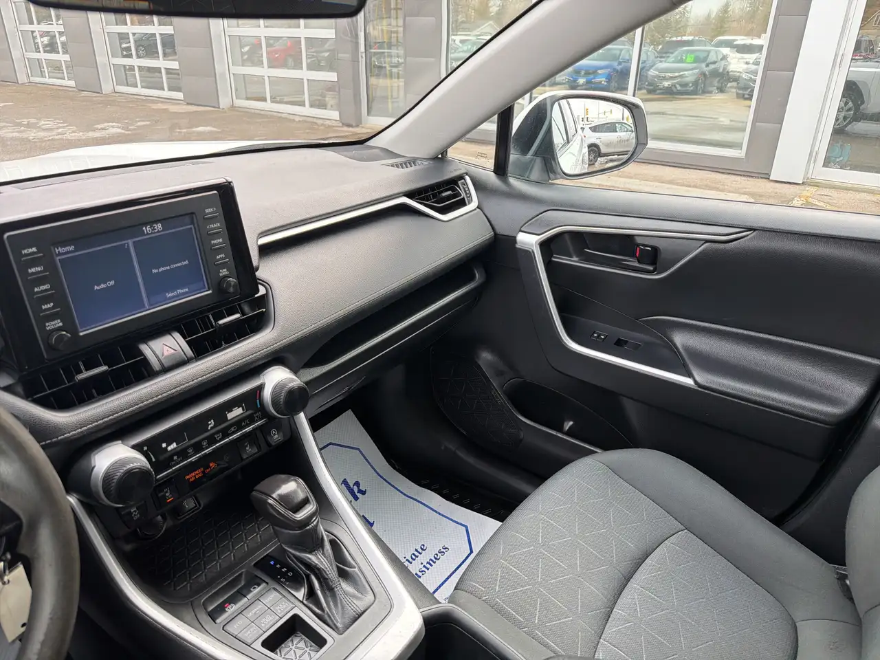 Toyota RAV 4 снимка Toyota RAV 4