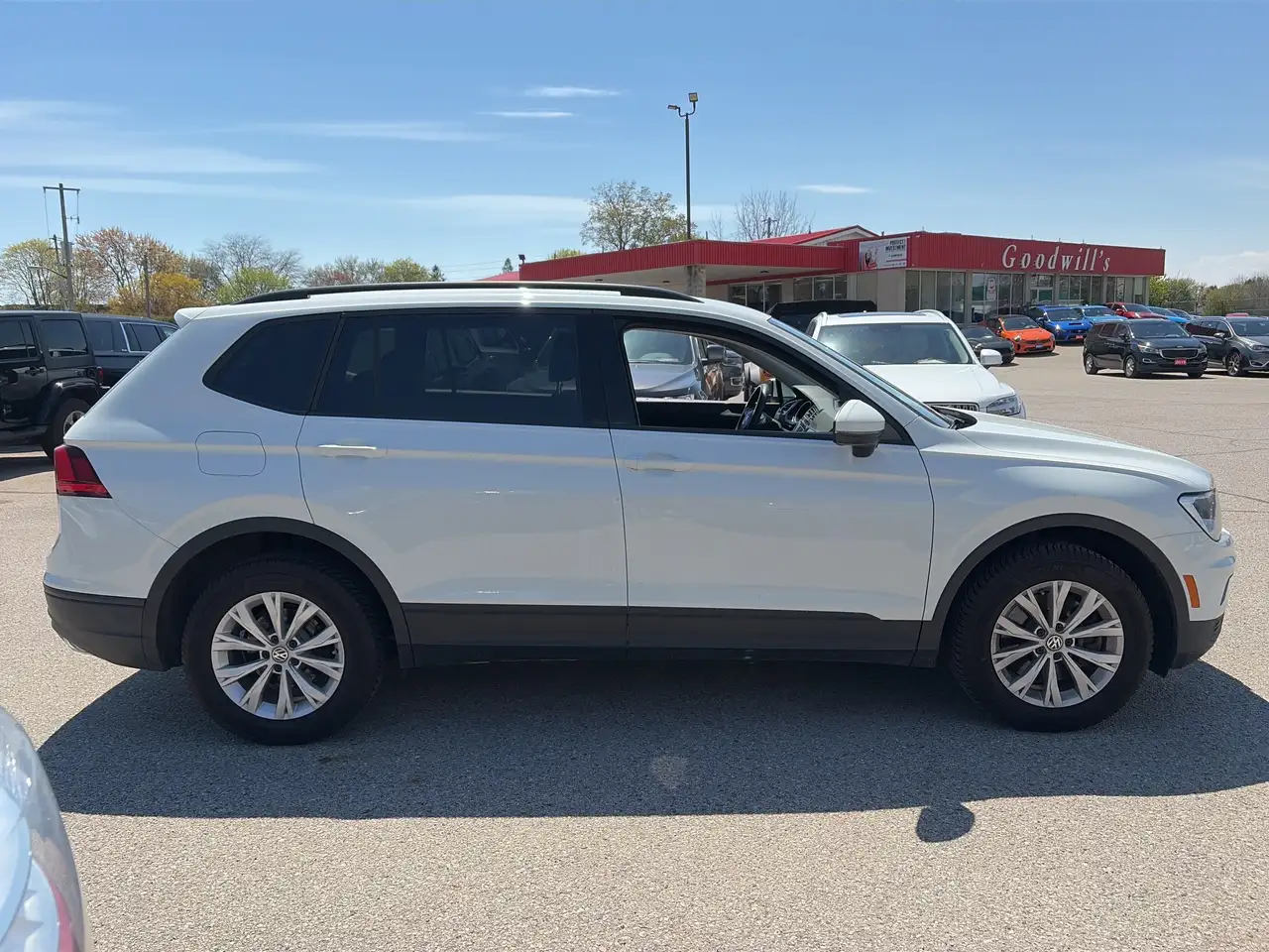 Volkswagen Tiguan снимка Volkswagen Tiguan