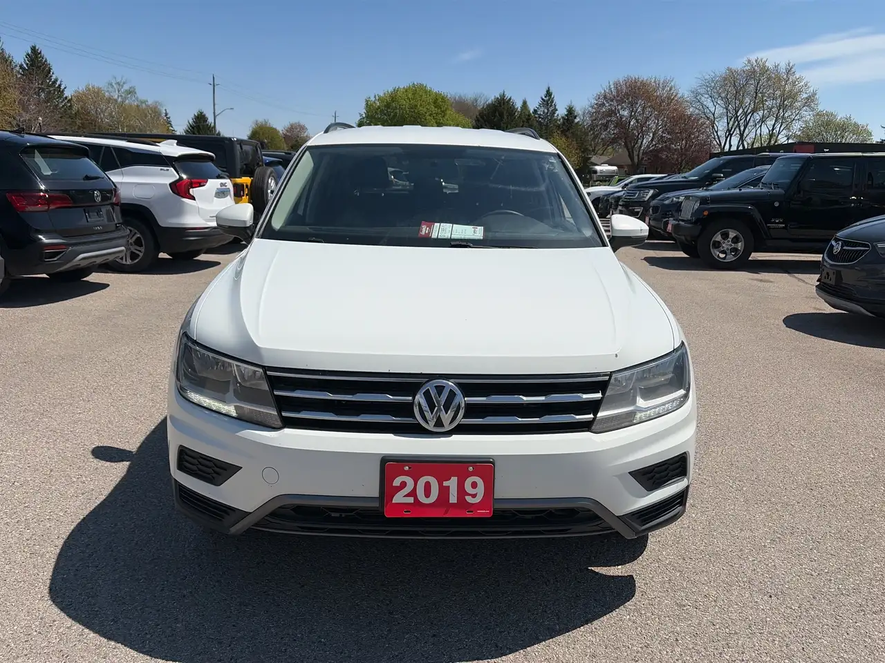 Volkswagen Tiguan снимка Volkswagen Tiguan