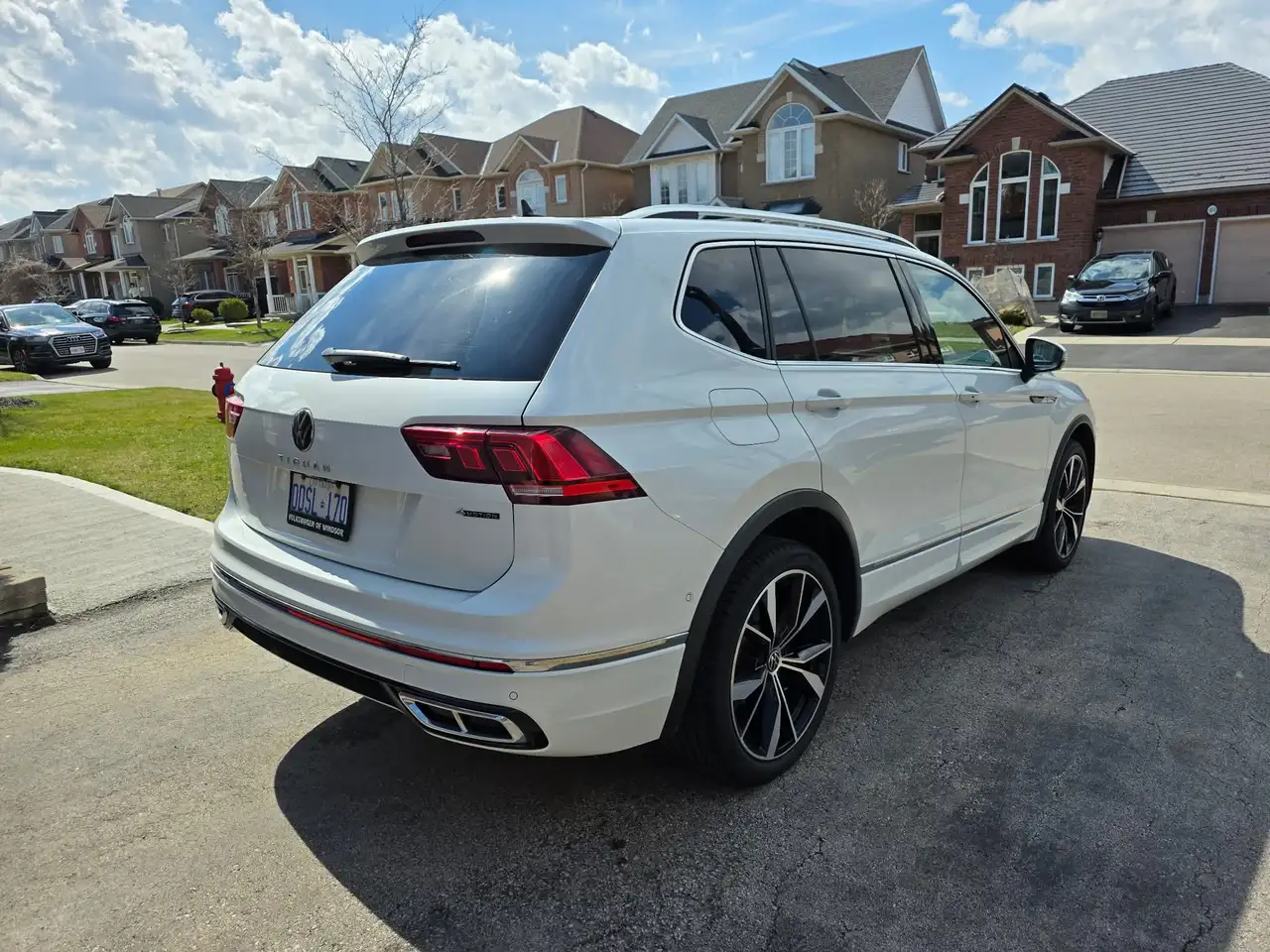 Volkswagen Tiguan снимка Volkswagen Tiguan