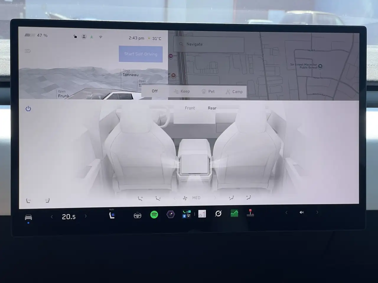 Tesla Cybertruck photo Tesla Cybertruck
