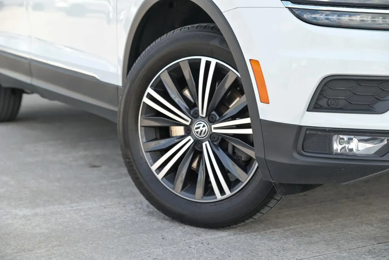 Volkswagen Tiguan снимка Volkswagen Tiguan