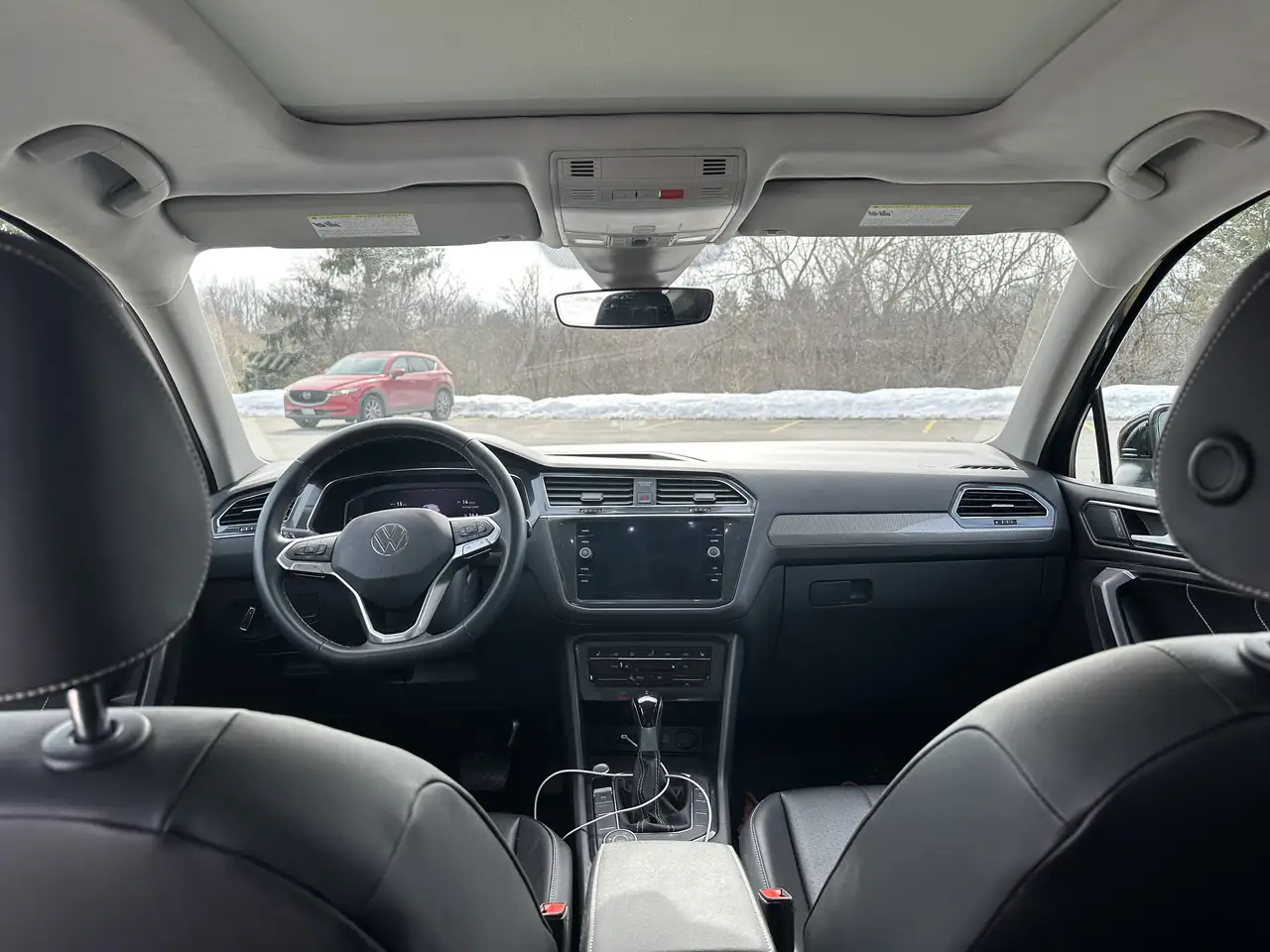 Volkswagen Tiguan снимка Volkswagen Tiguan