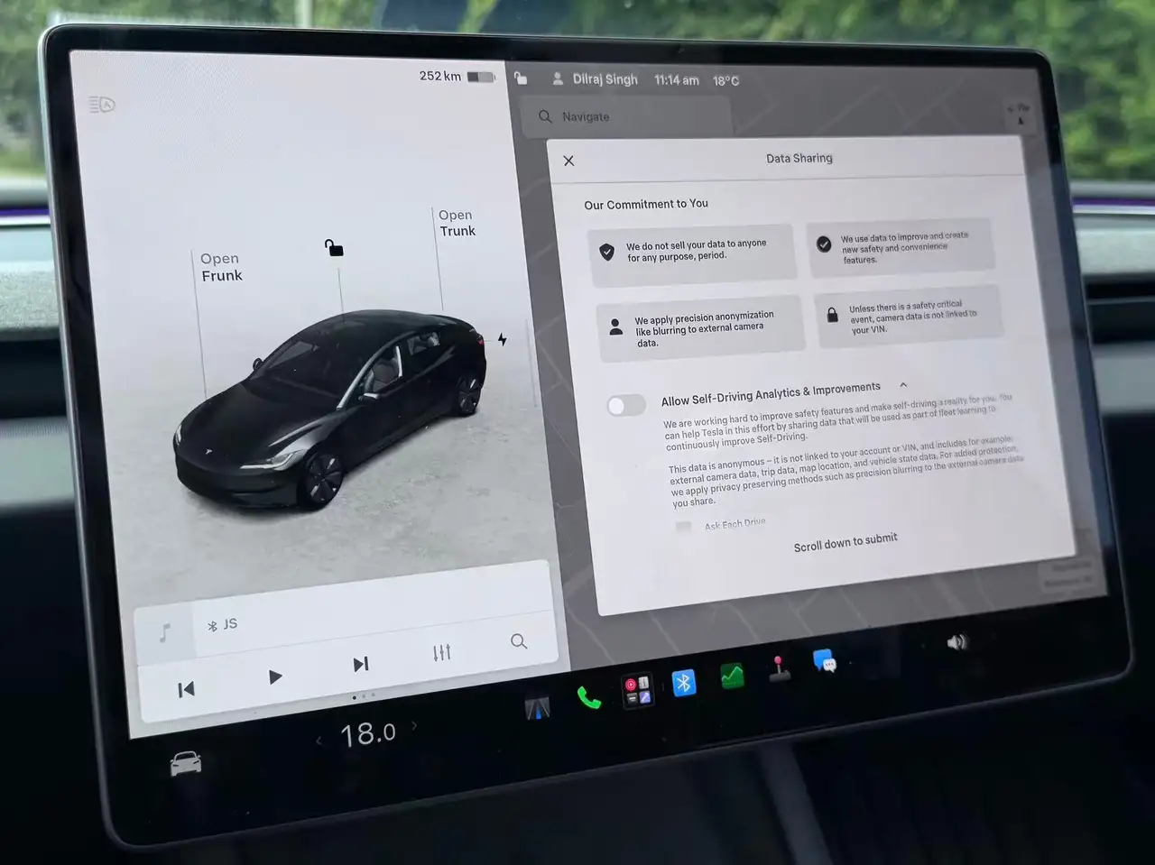 Tesla Model 3 снимка Tesla Model 3