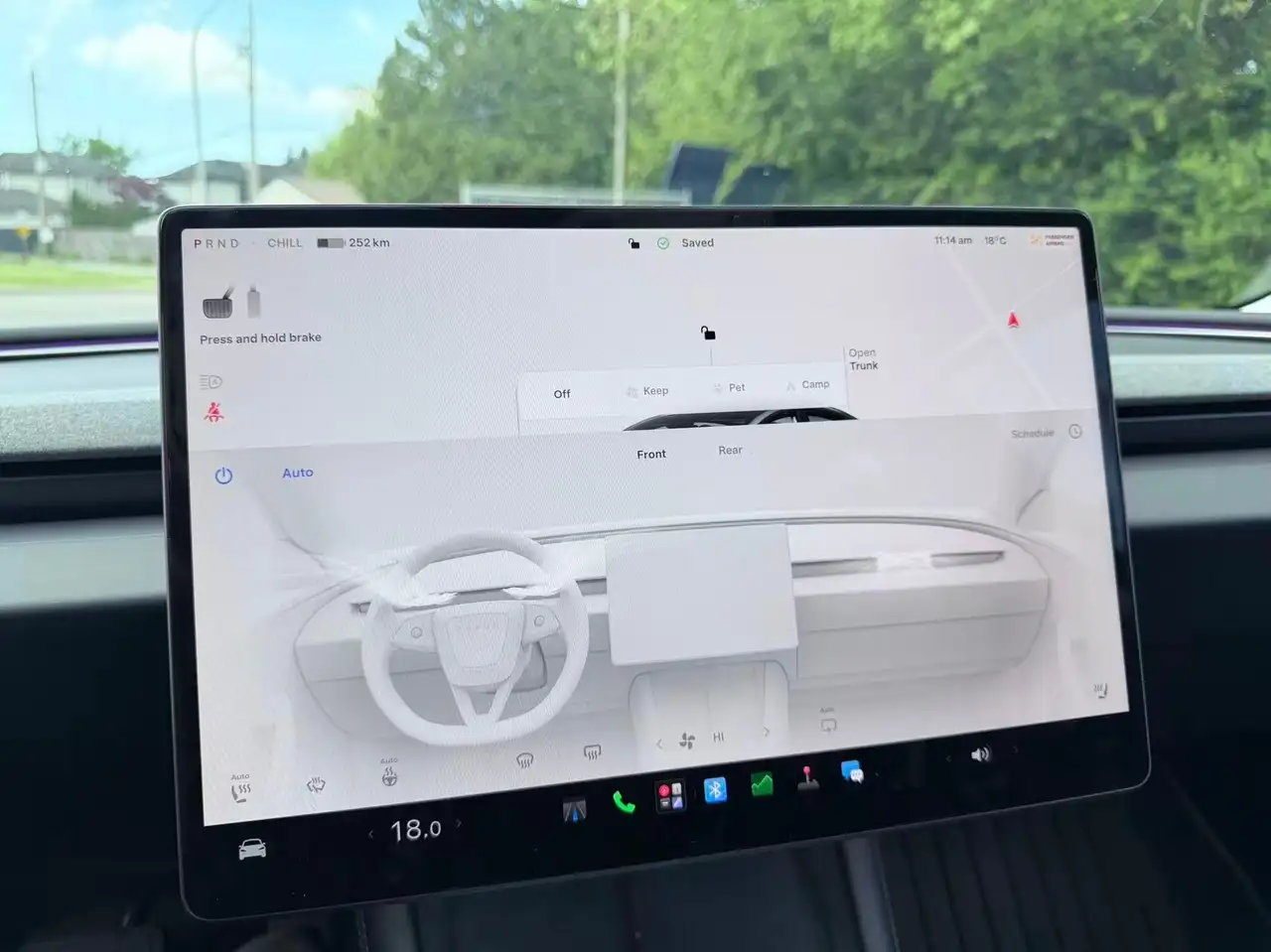 Tesla Model 3 снимка Tesla Model 3