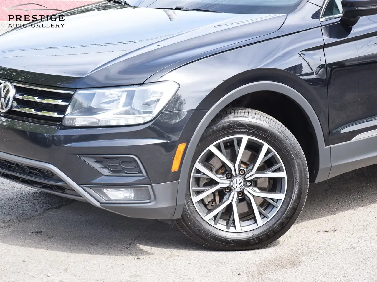 Volkswagen Tiguan снимка Volkswagen Tiguan