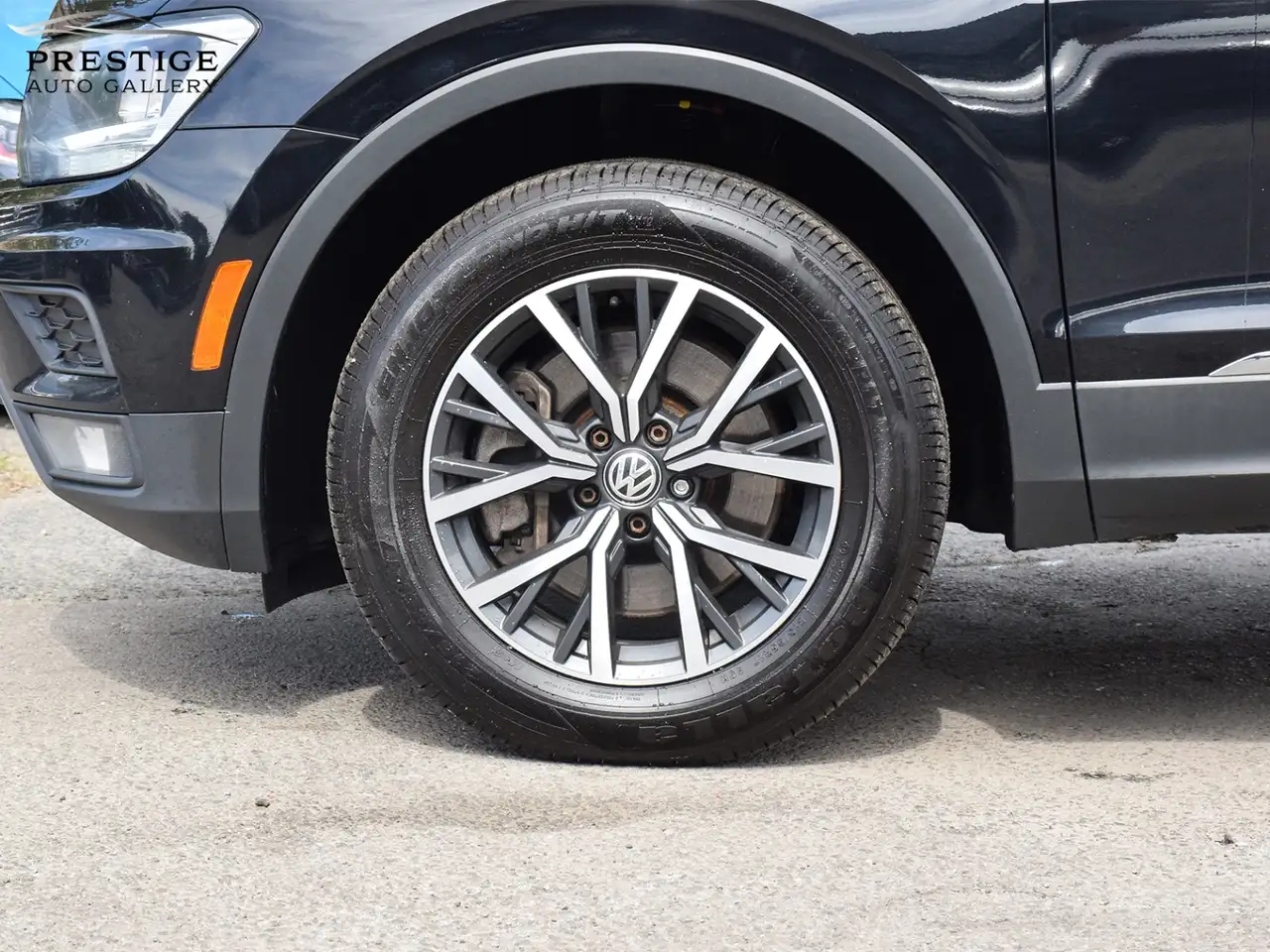 Volkswagen Tiguan снимка Volkswagen Tiguan