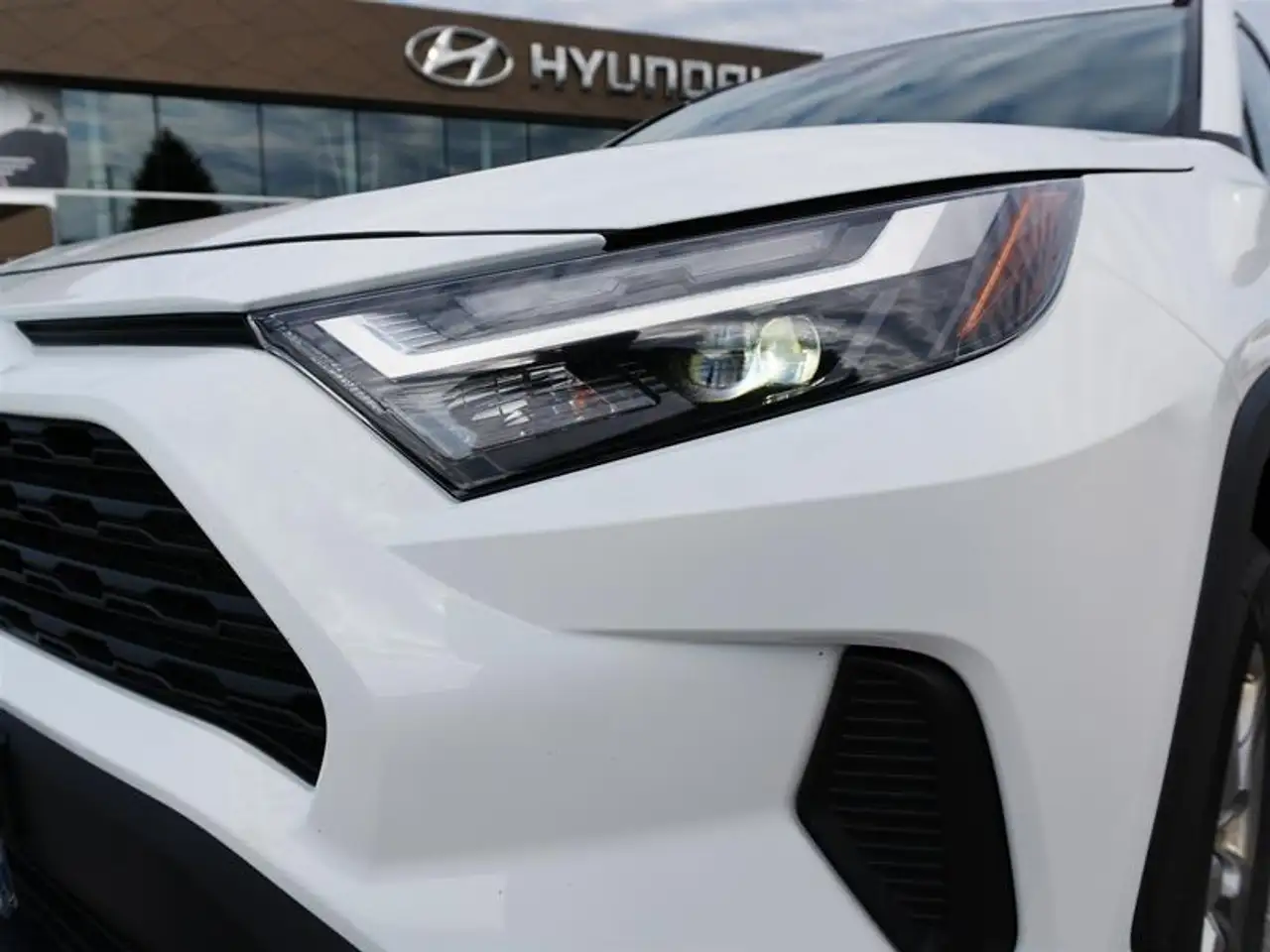 Toyota RAV 4 снимка Toyota RAV 4