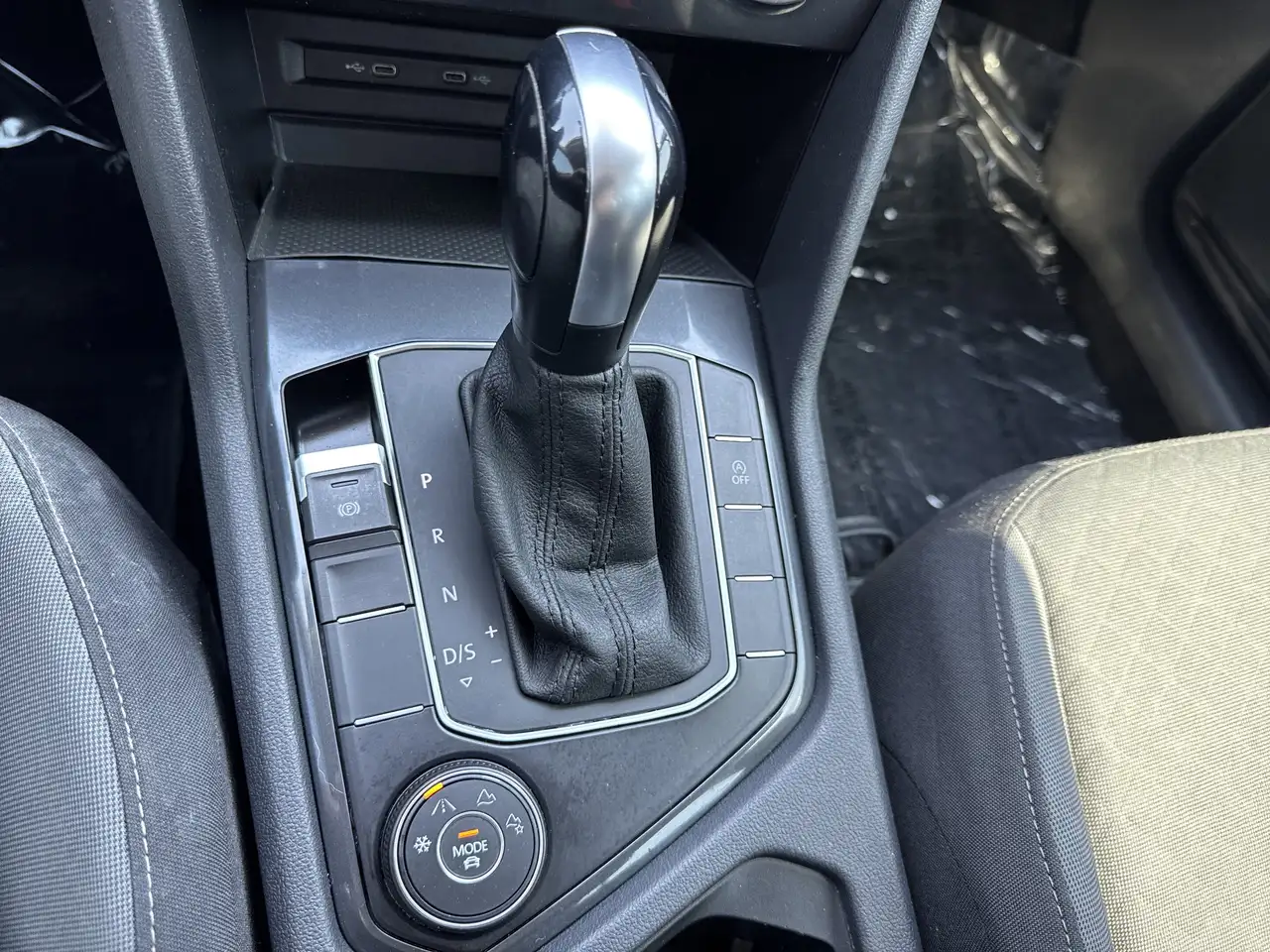 Volkswagen Tiguan снимка Volkswagen Tiguan