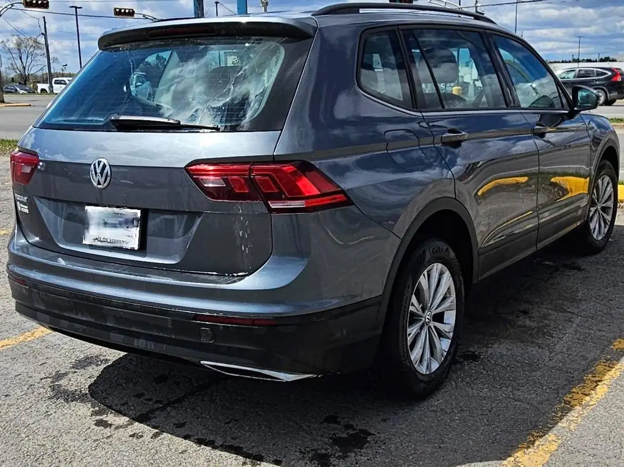 Volkswagen Tiguan снимка Volkswagen Tiguan