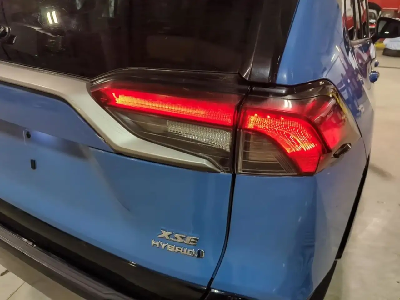 Toyota RAV 4 снимка Toyota RAV 4