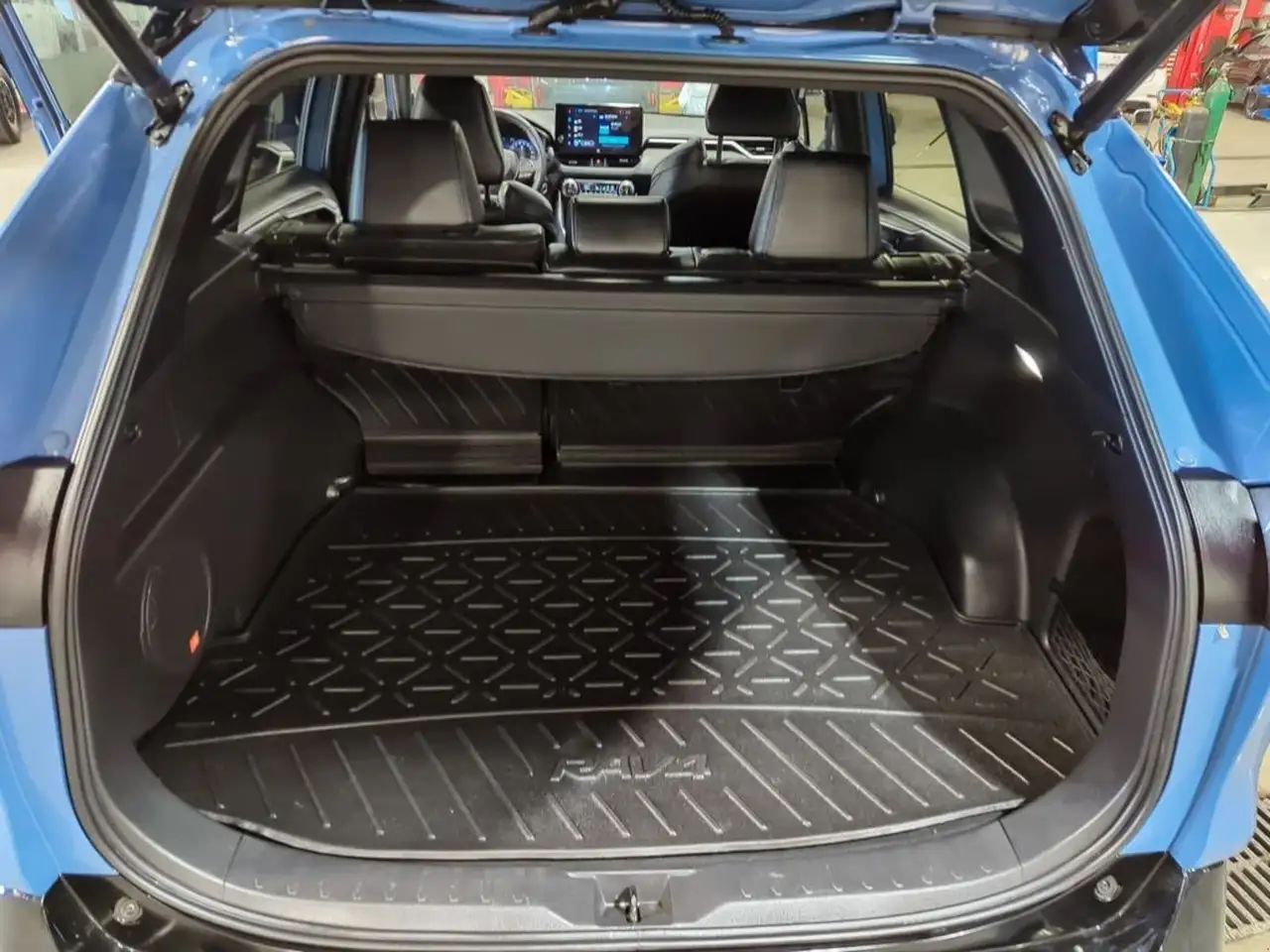 Toyota RAV 4 снимка Toyota RAV 4
