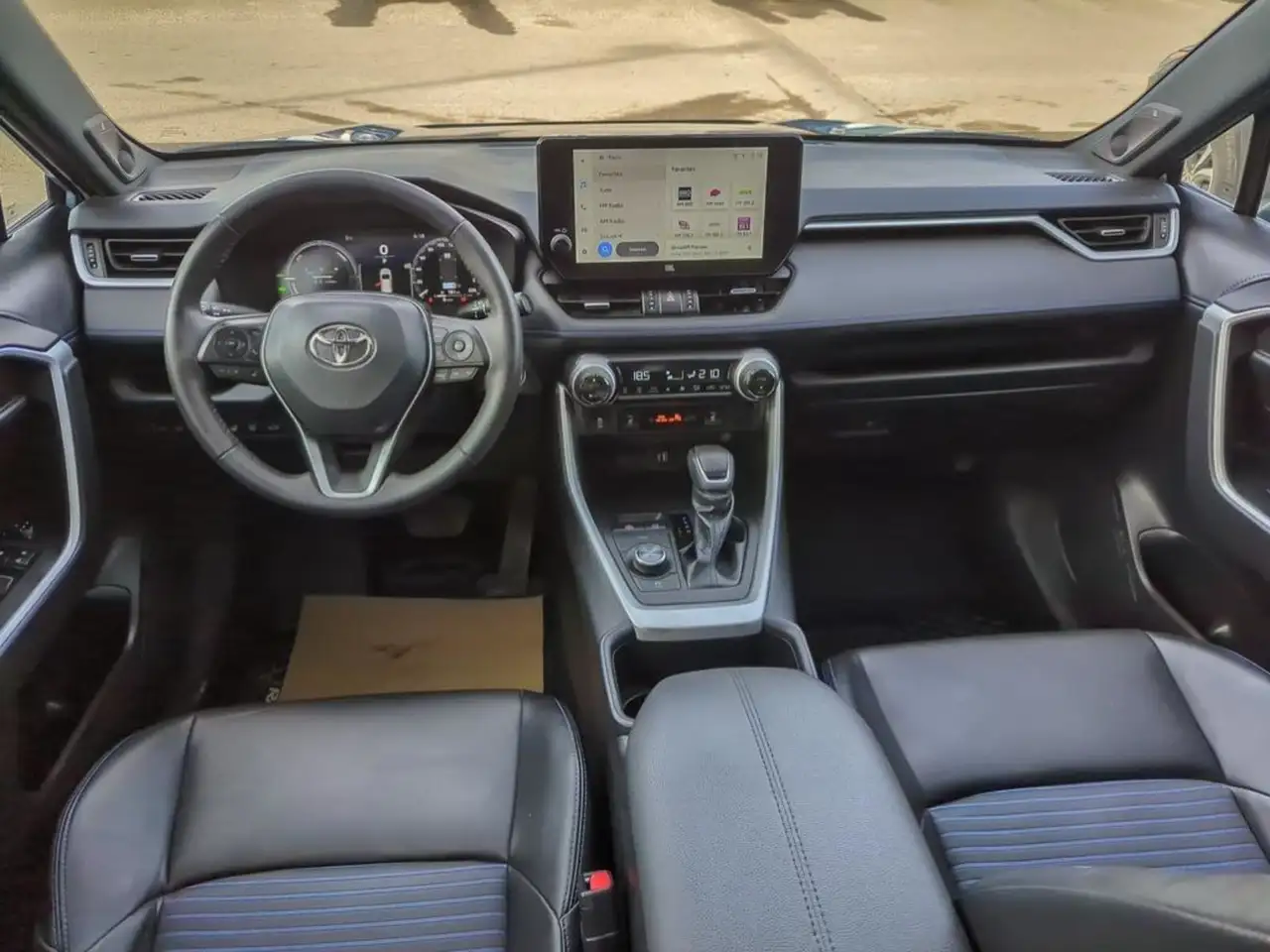 Toyota RAV 4 снимка Toyota RAV 4
