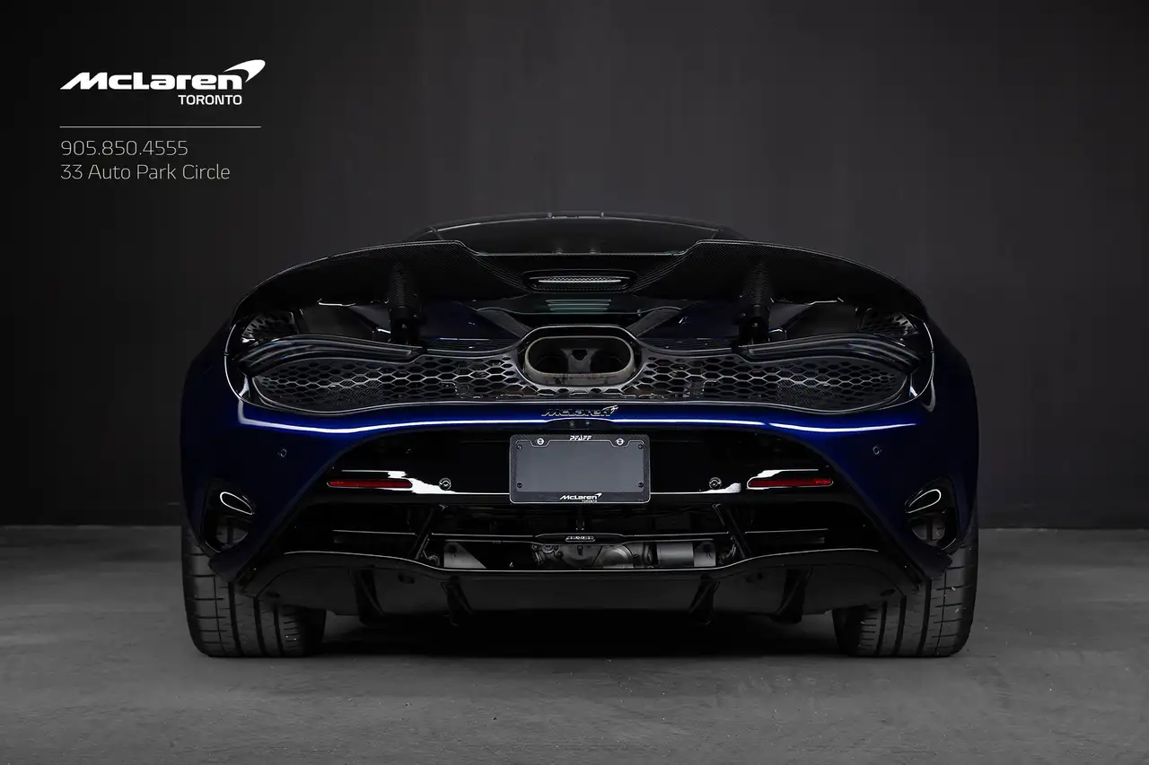McLaren 750S снимка McLaren 750S