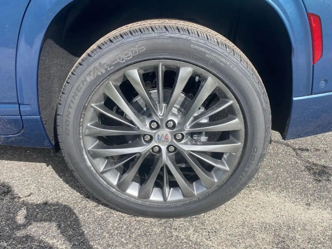 Buick Enclave снимка Buick Enclave