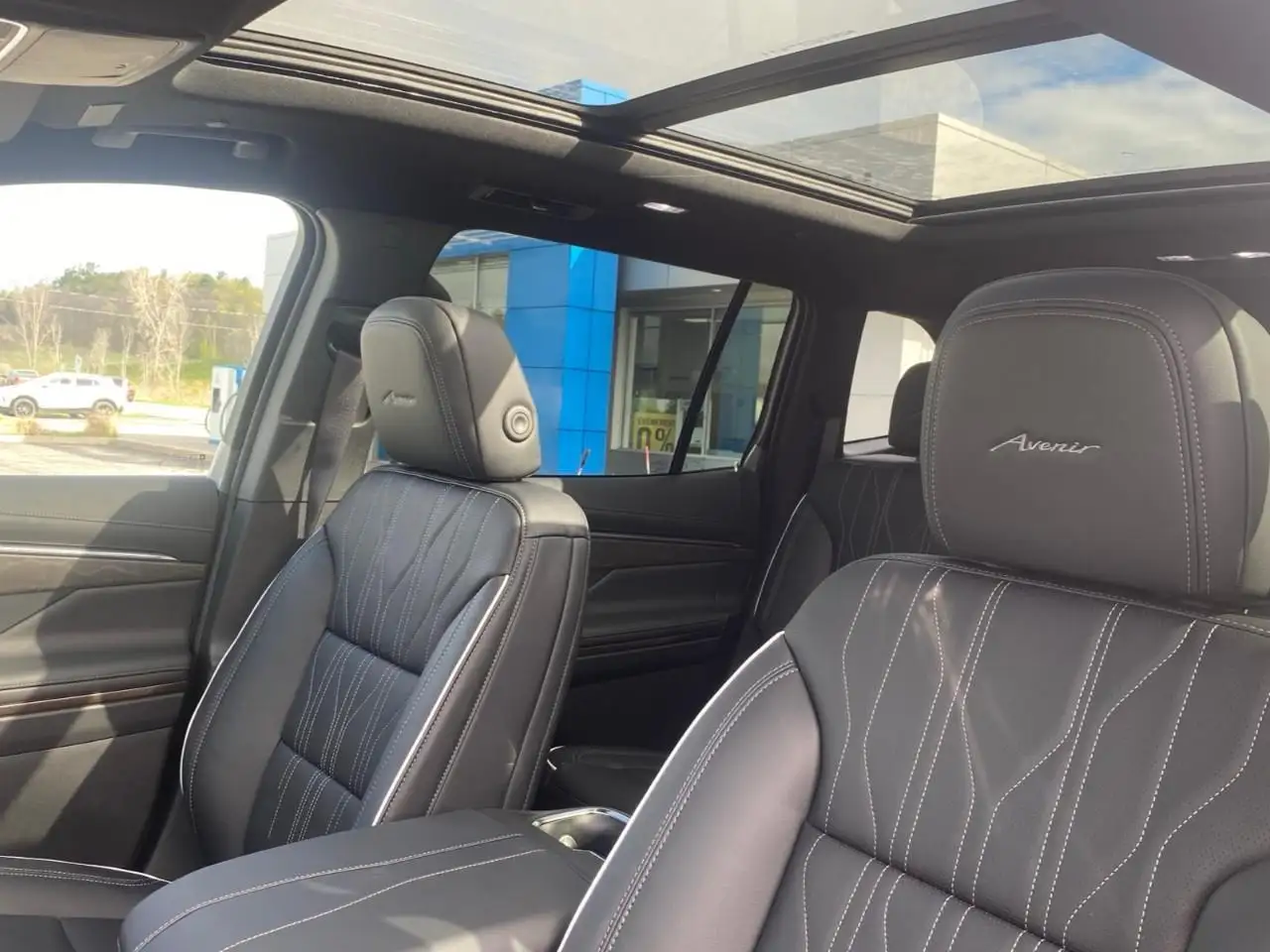 Buick Enclave снимка Buick Enclave