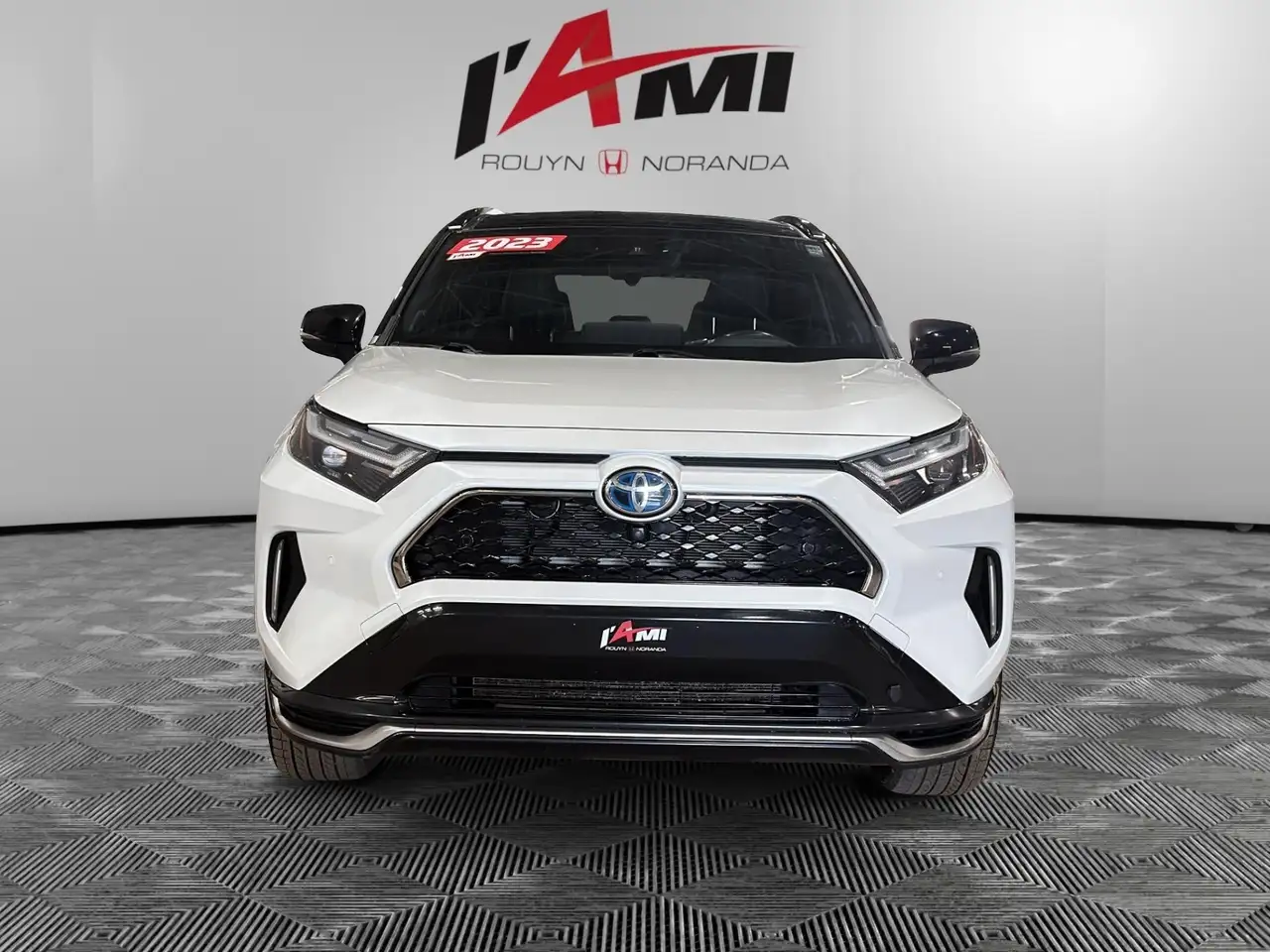 Toyota RAV 4 Prime снимка Toyota RAV 4 Prime