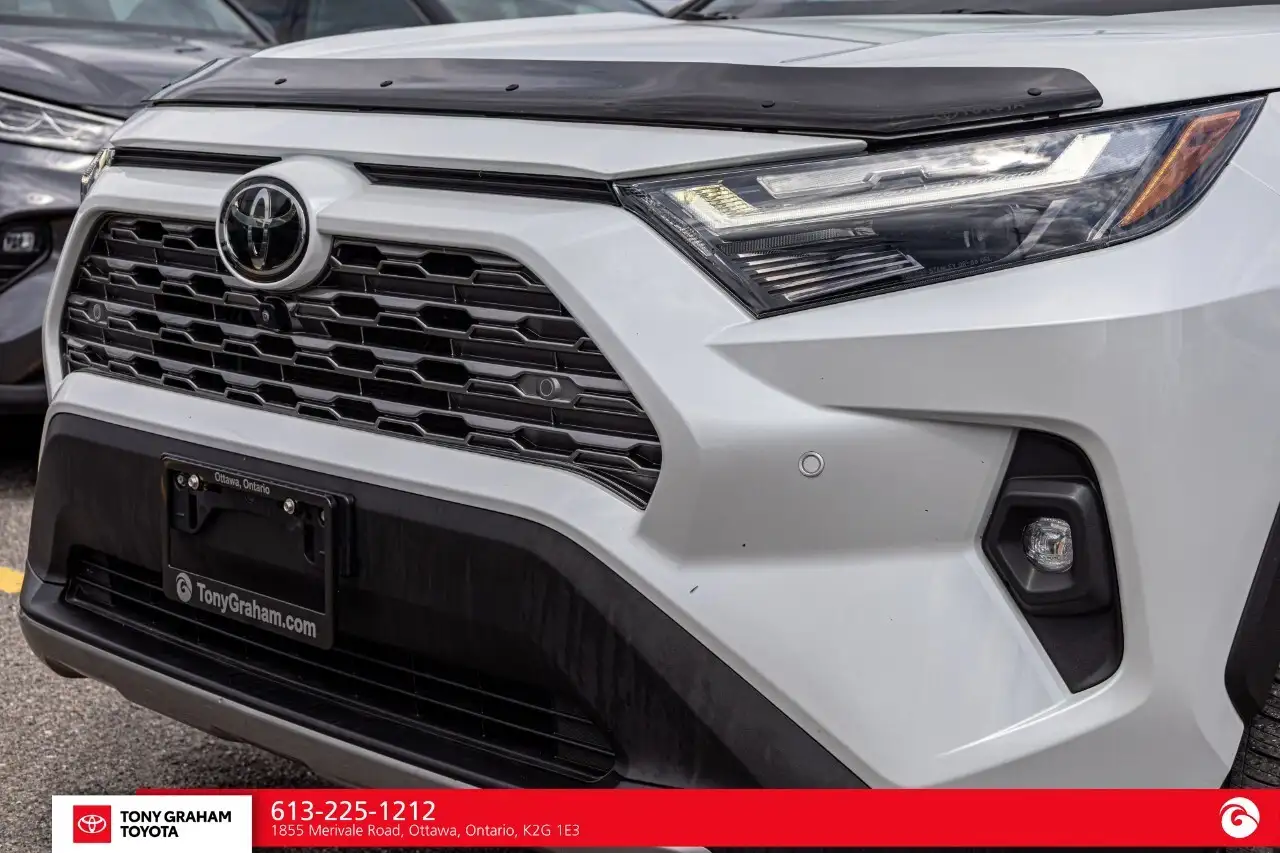 Toyota RAV 4 снимка Toyota RAV 4