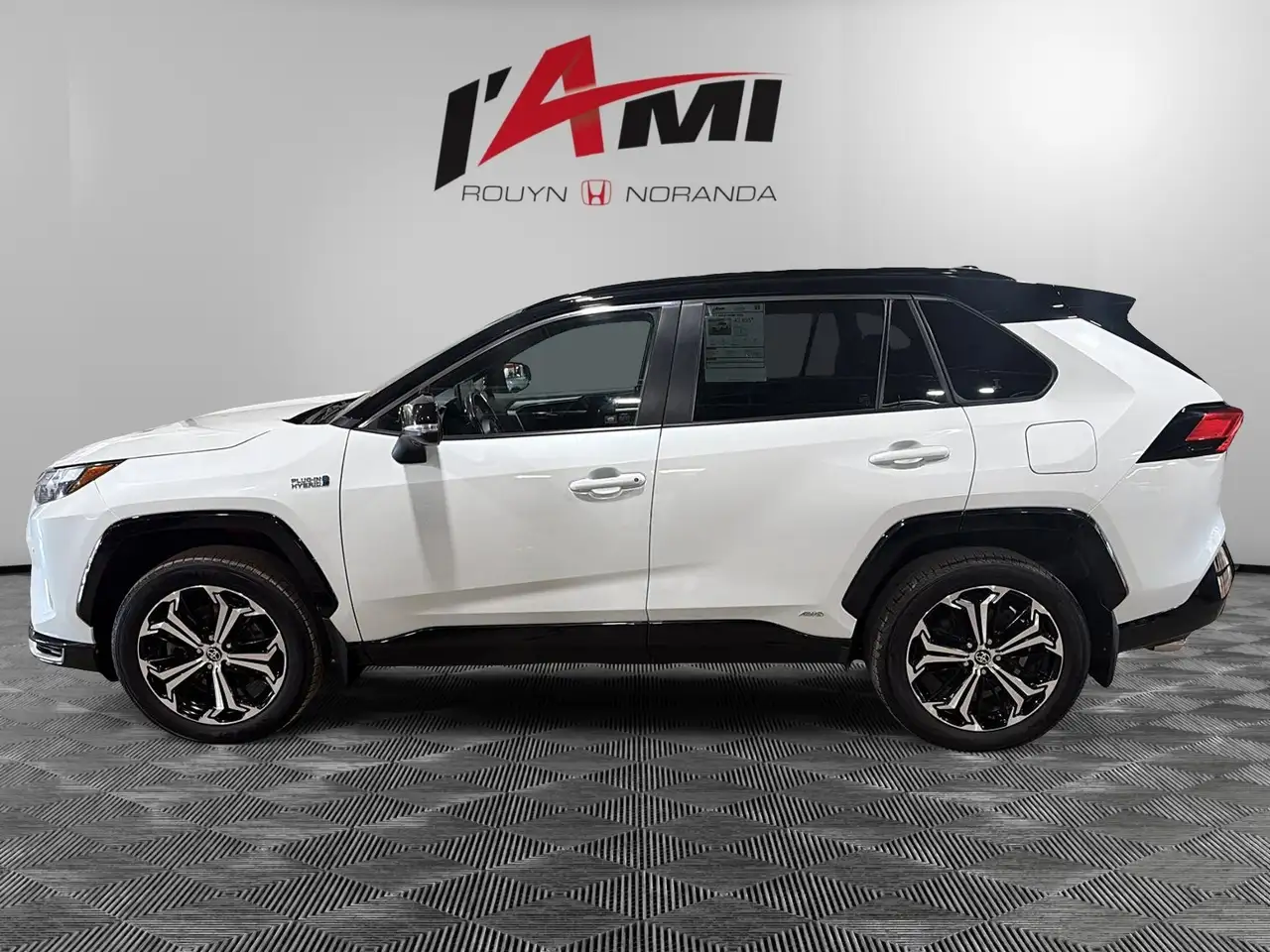 Toyota RAV 4 Prime снимка Toyota RAV 4 Prime